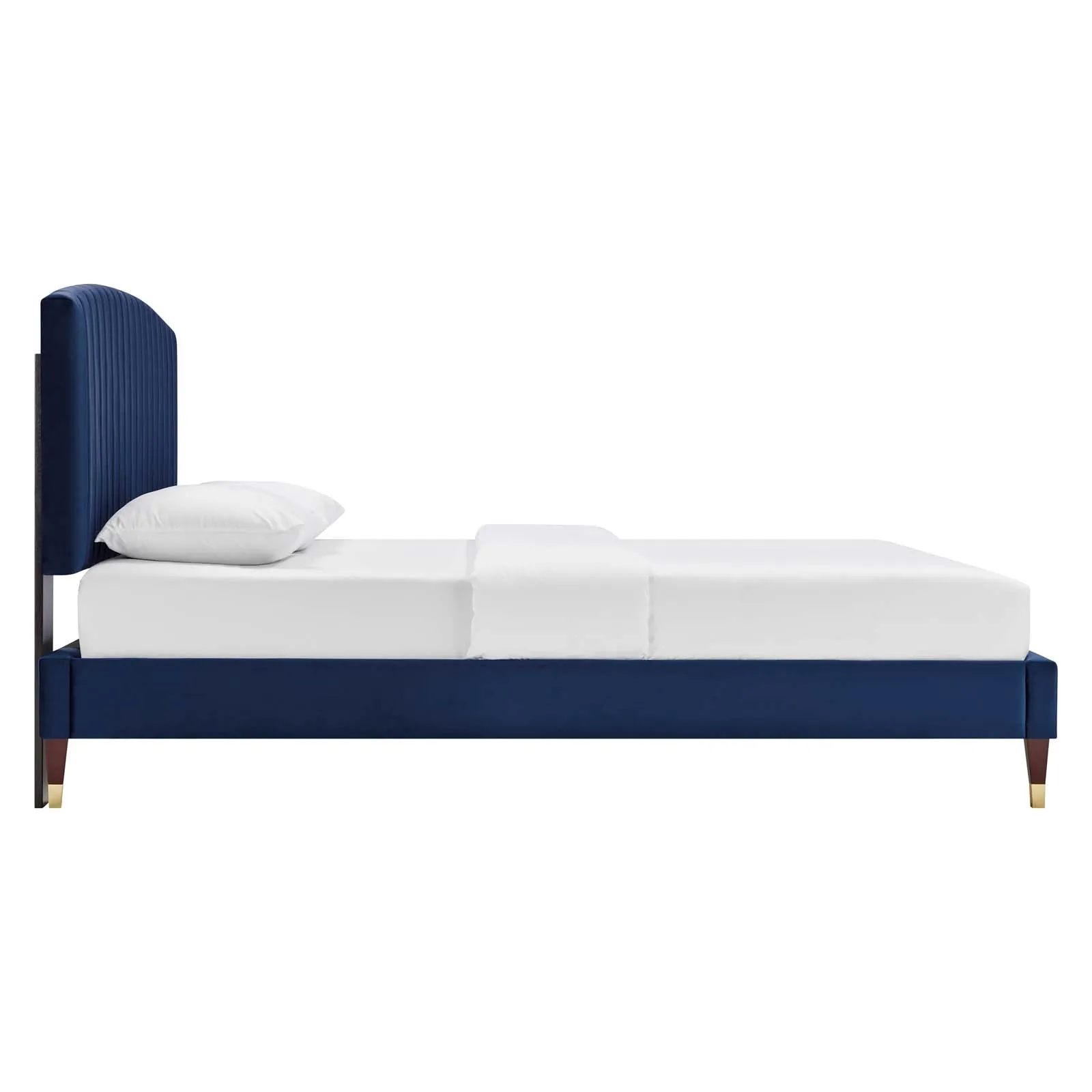 Alessi Performance Velvet Platform Bed by Modway